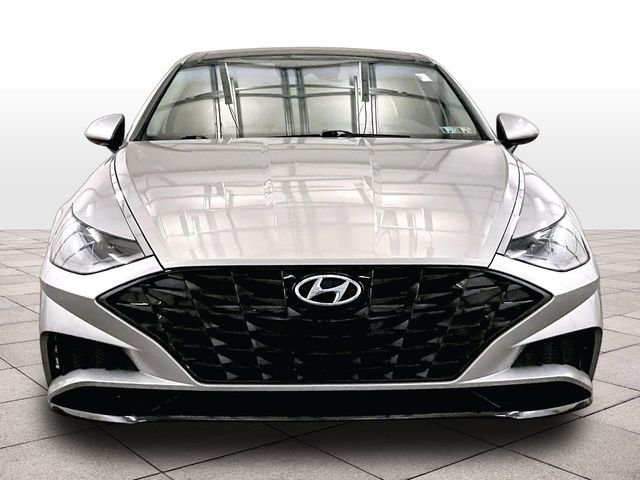 Used 2020 Hyundai Sonata SEL w/ Premium + Sunroof Package FWD image 3