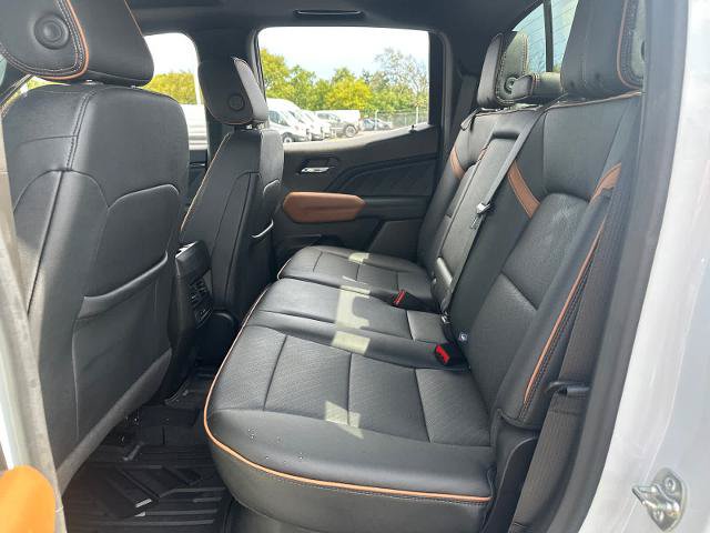 Used 2024 GMC Canyon AT4 w/ AT4 Premium Package AWD/4WD image 31