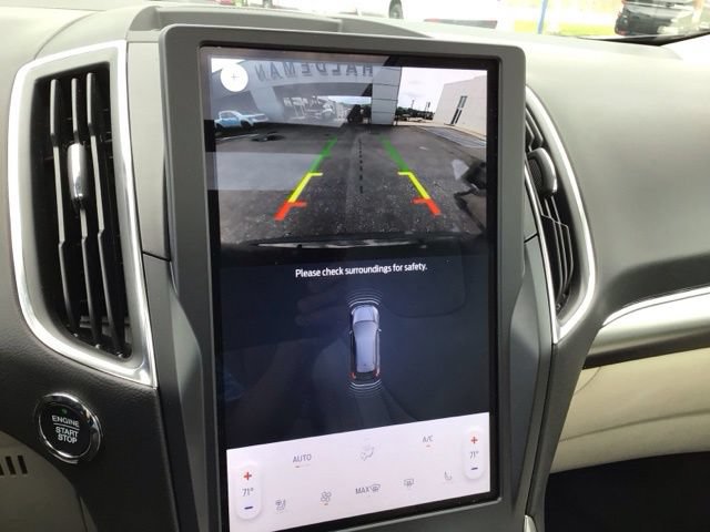 Certified 2023 Ford Edge Titanium AWD/4WD image 24