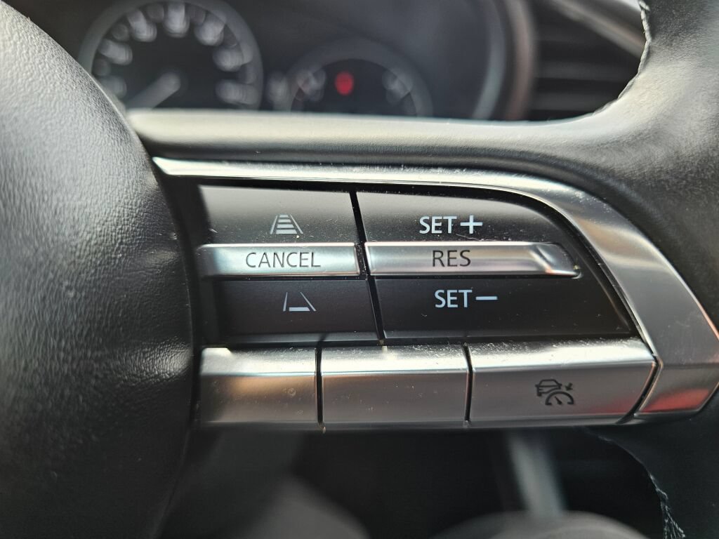 Used 2023 MAZDA MAZDA3 s AWD/4WD image 21