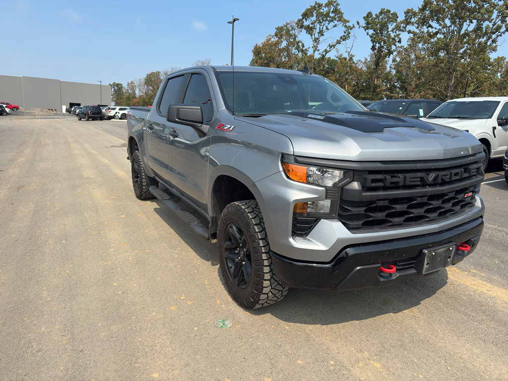 Used 2024 Chevrolet Silverado 1500 Custom Trail Boss AWD/4WD image 3