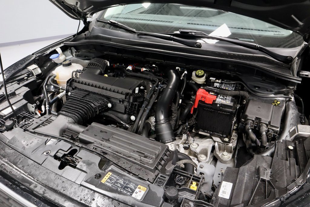 Certified 2025 Ford Escape Platinum image 17