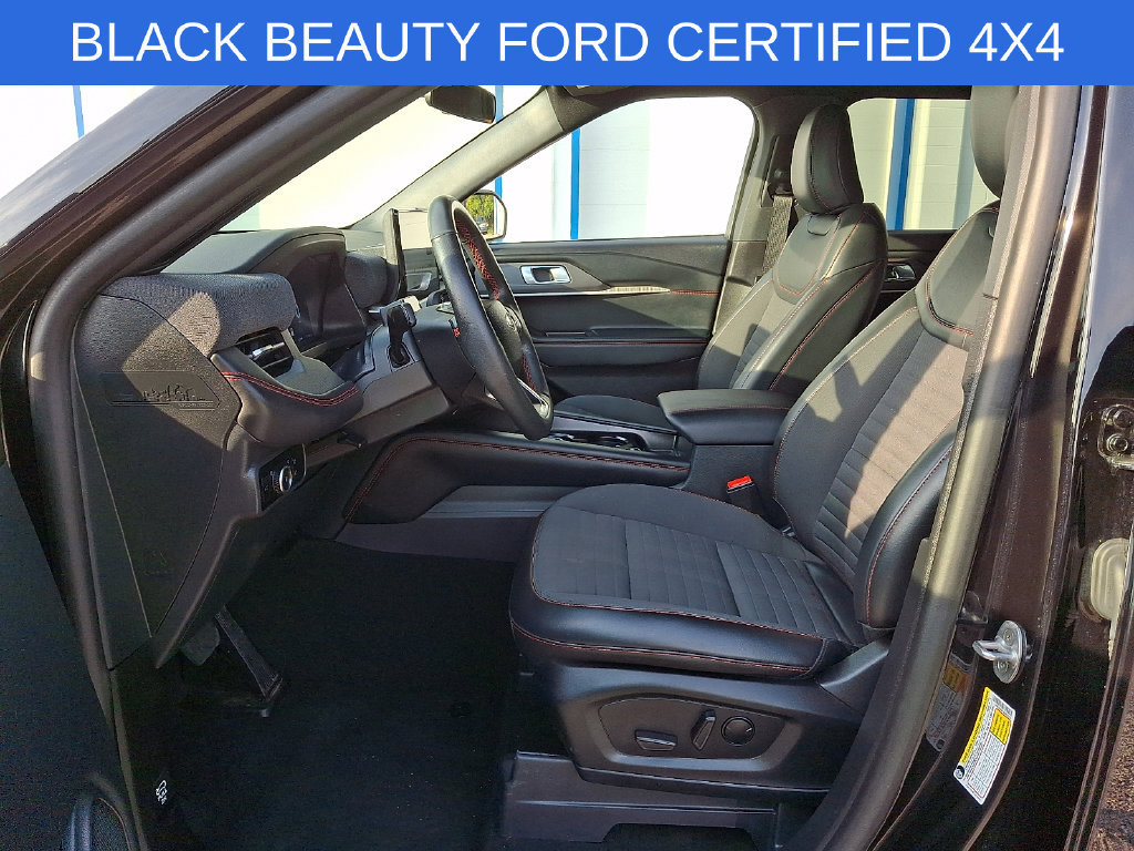 Certified 2025 Ford Explorer ST-Line AWD/4WD image 14
