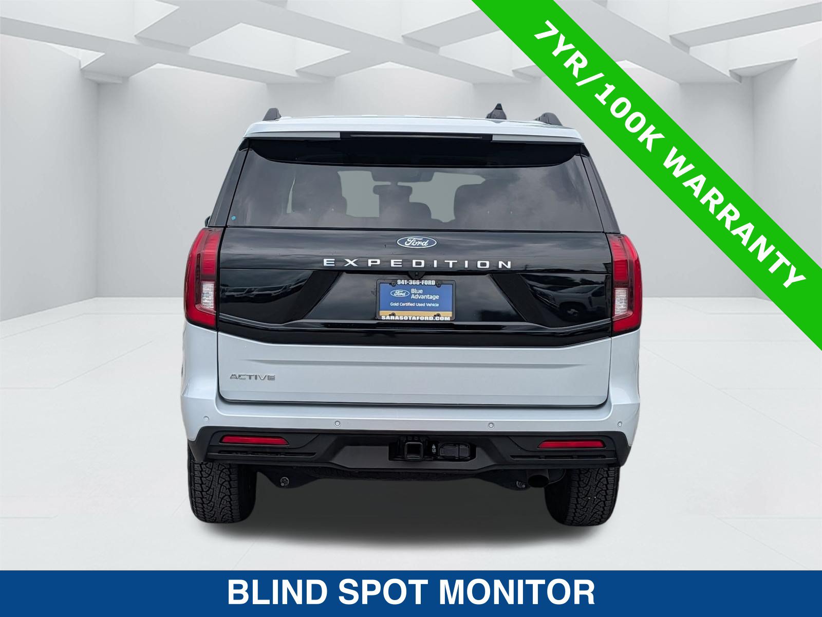 Certified 2025 Ford Expedition Active AWD/4WD image 6