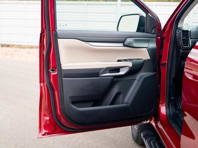 Certified 2025 Ford Ranger Lariat w/ Advanced Towing Package image 11