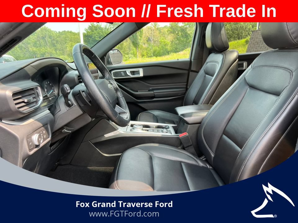 Certified 2020 Ford Explorer XLT w/ Equipment Group 202A AWD/4WD image 3