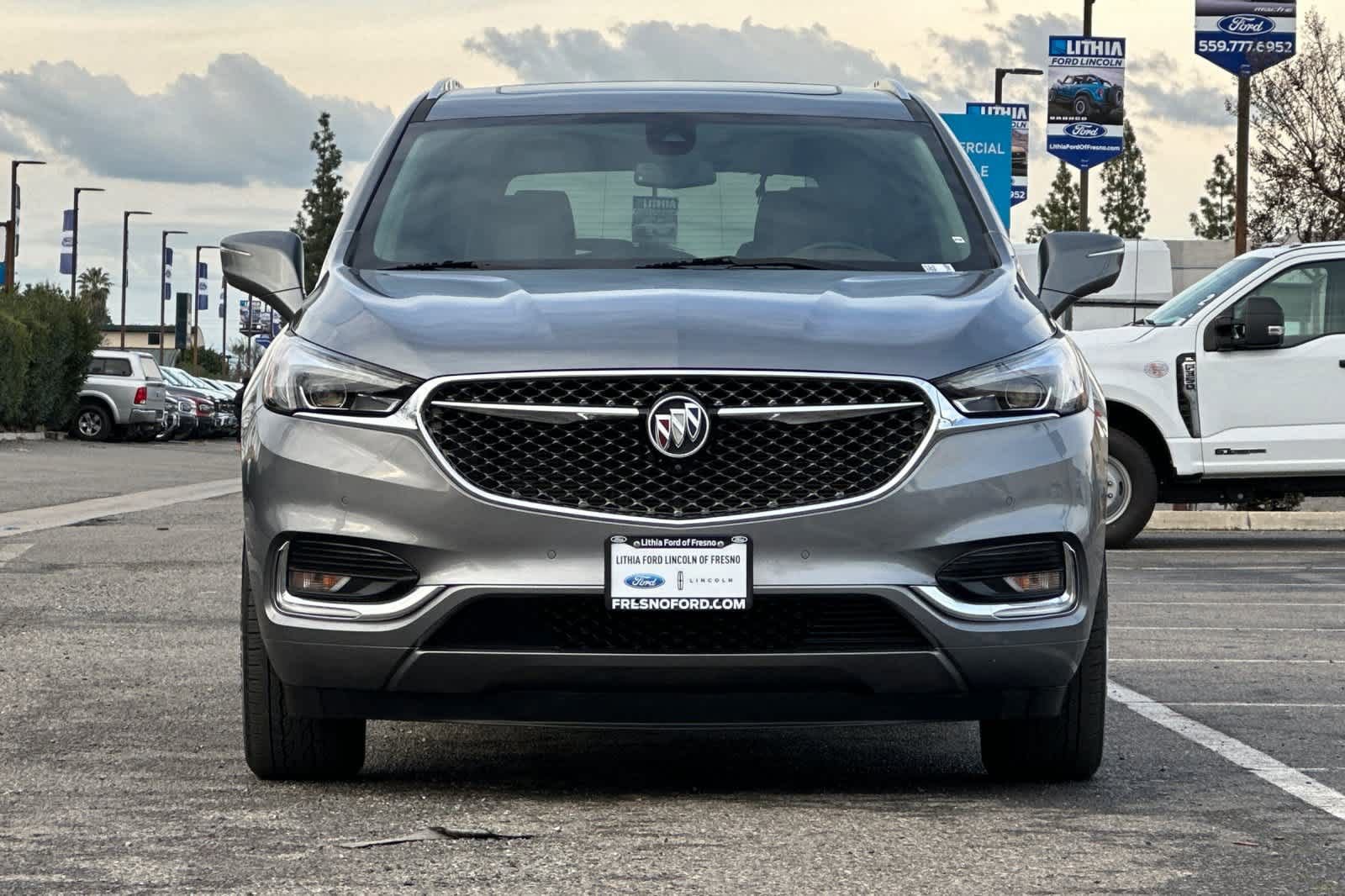 Used 2021 Buick Enclave Avenir w/ Avenir Technology Package image 8