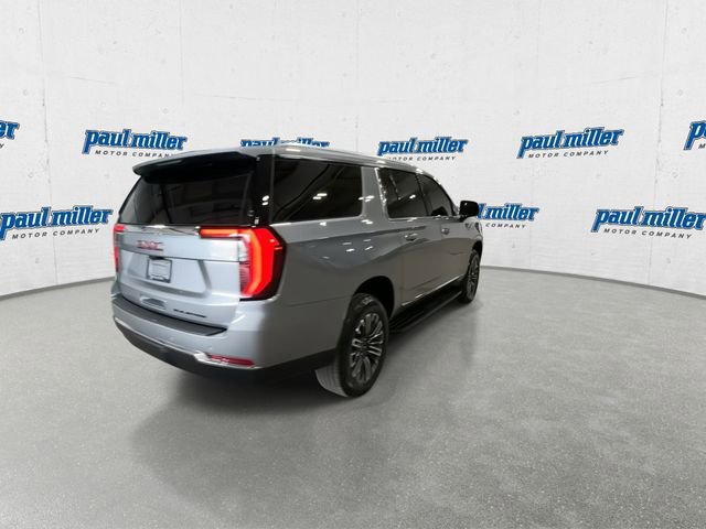Used 2025 GMC Yukon XL Elevation w/ Elevation Premium Package image 8