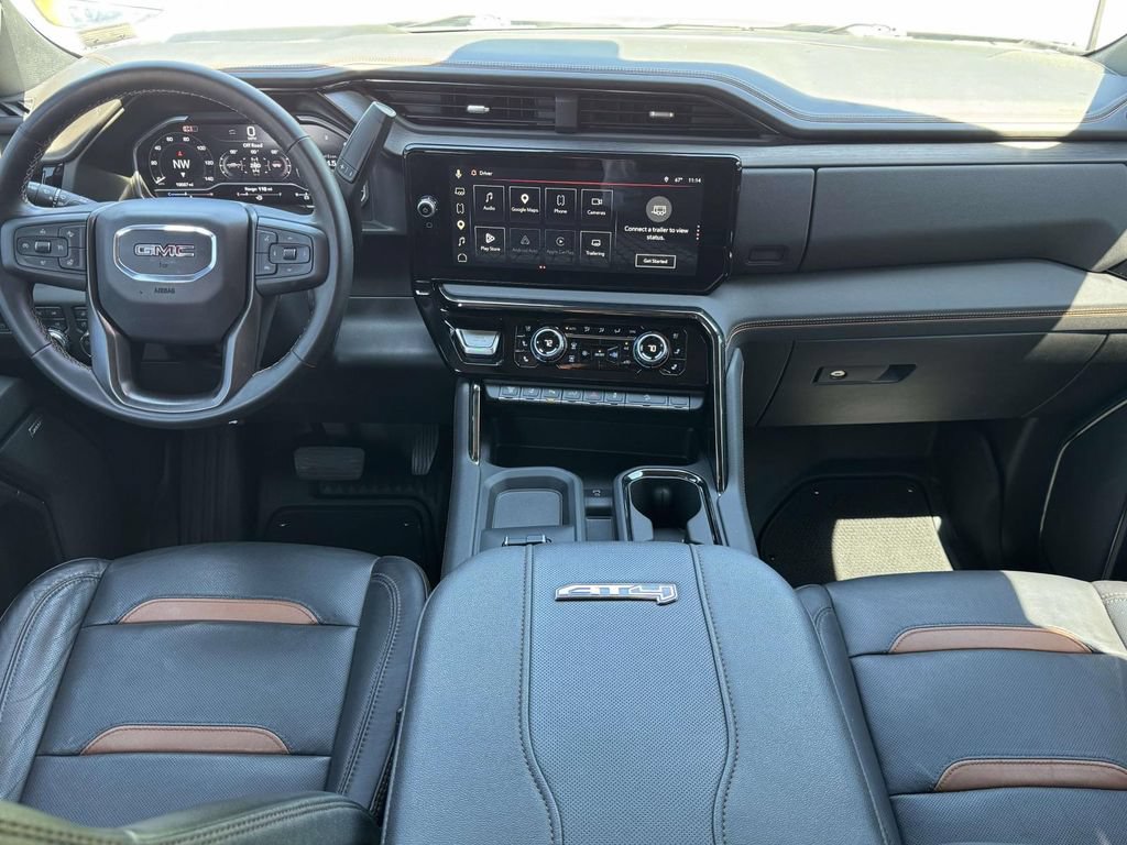 Used 2024 GMC Sierra 2500 AT4 w/ AT4 Premium Plus Package AWD/4WD image 2