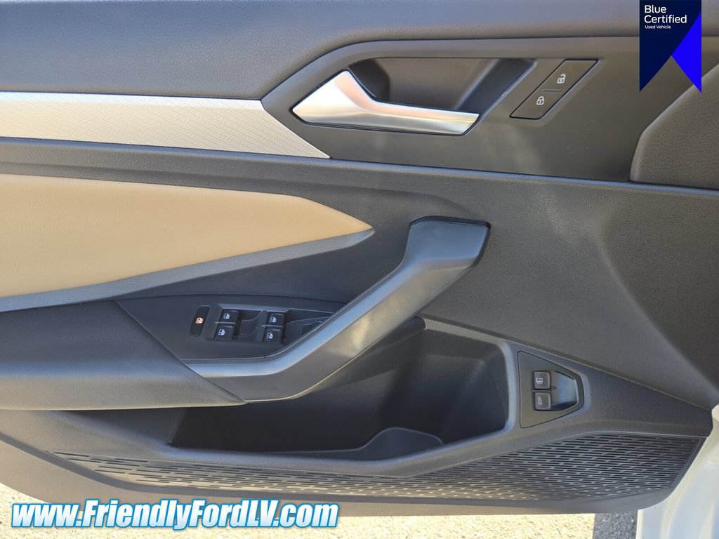 Used 2020 Volkswagen Jetta SE FWD image 21