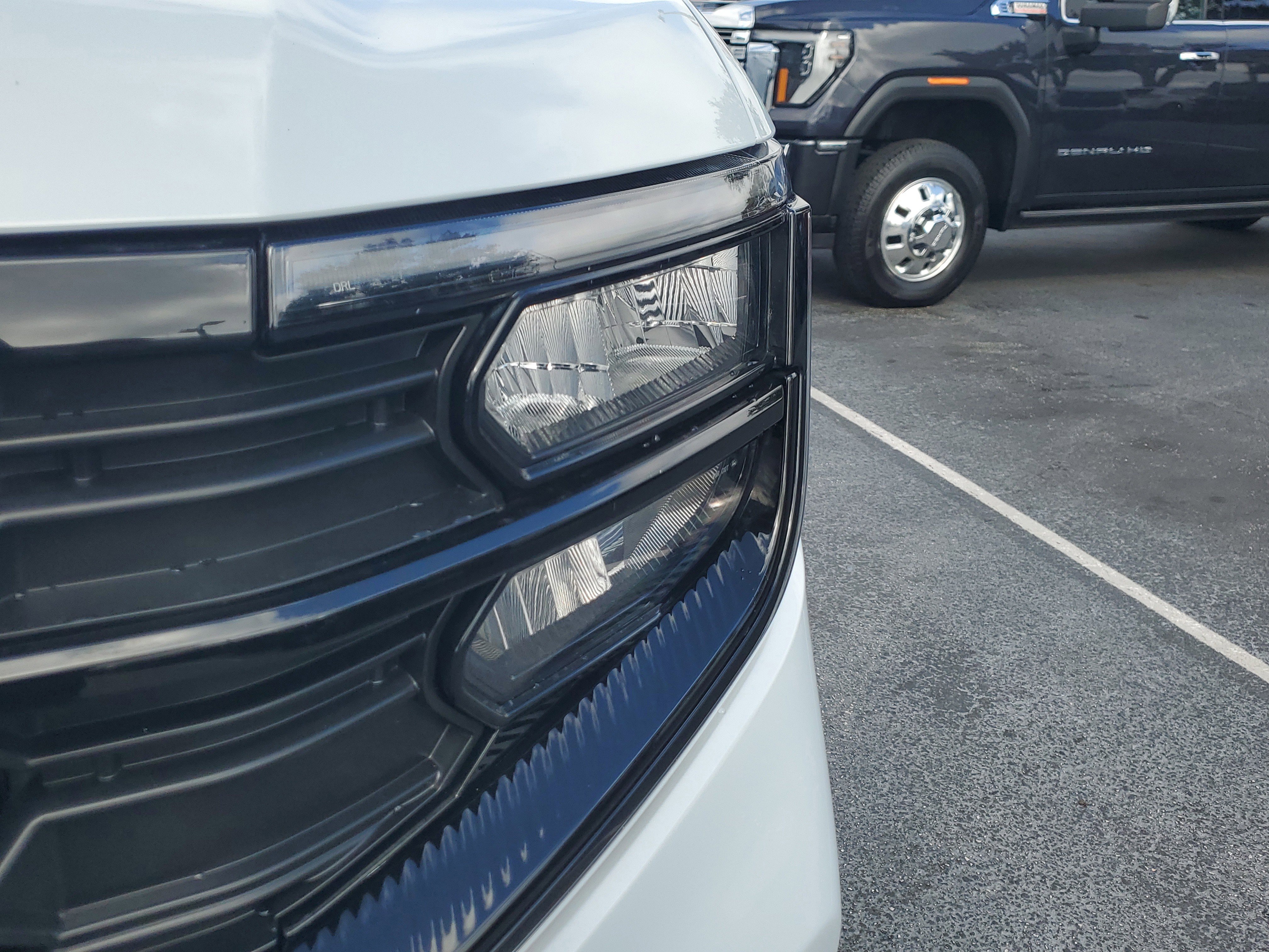 Certified 2025 Ford Expedition Active image 6