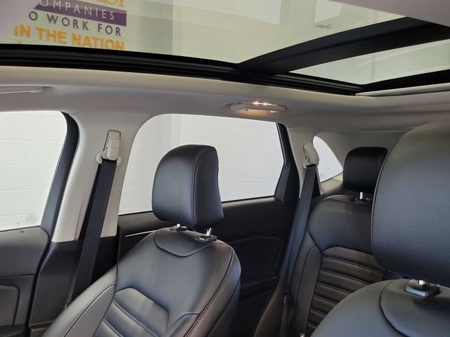 Certified 2023 Ford Edge SEL w/ Convenience Package AWD/4WD image 10