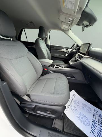 Certified 2025 Ford Explorer Active AWD/4WD image 17