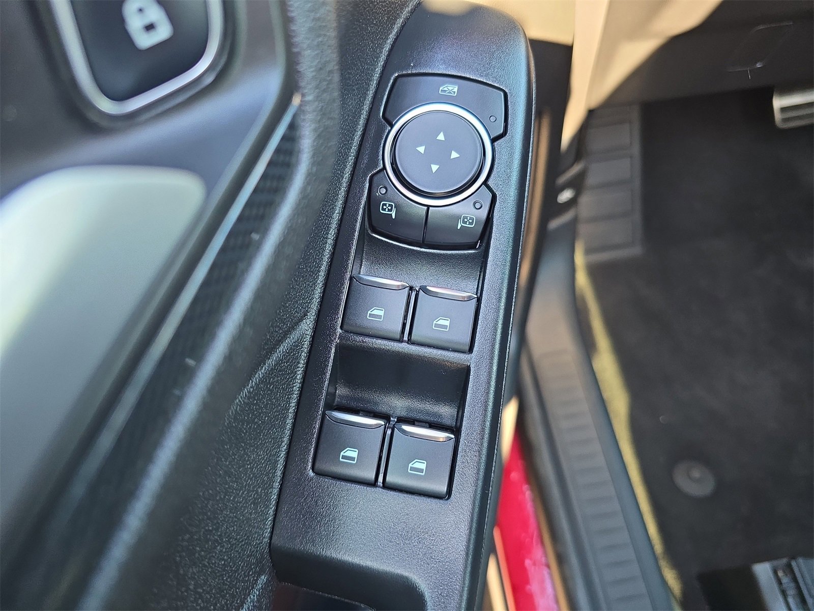 Certified 2024 Ford Escape ST-Line w/ Equipment Group 301A image 13