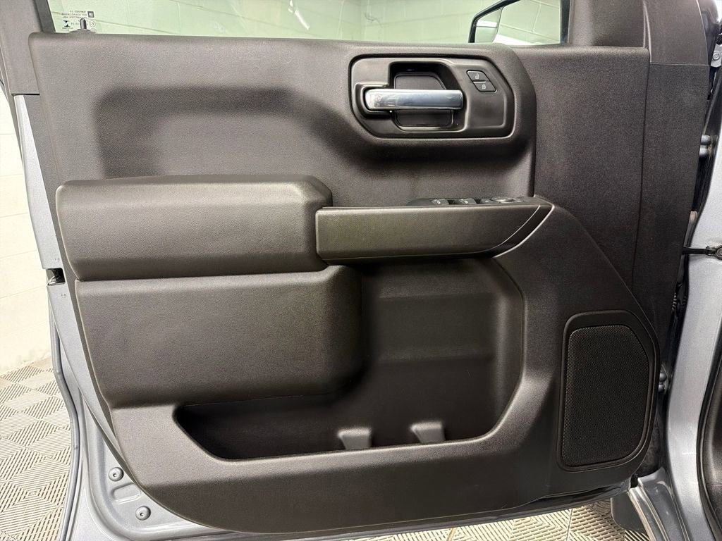 Used 2021 Chevrolet Silverado 1500 Custom w/ LPO, Dark Essentials Package image 16