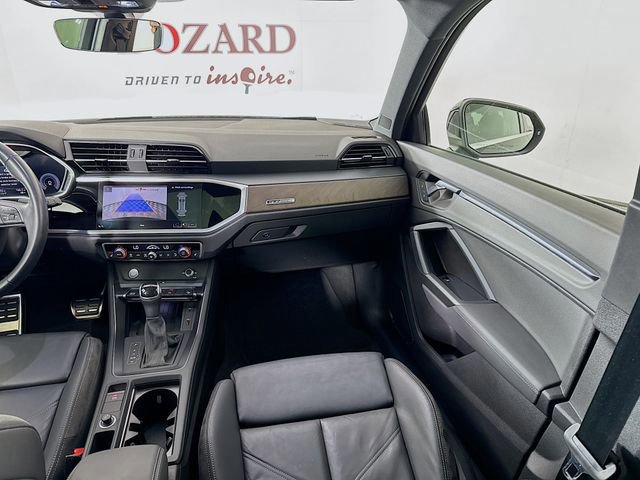 Used 2020 Audi Q3 2.0T Premium Plus w/ Premium Plus Package image 29
