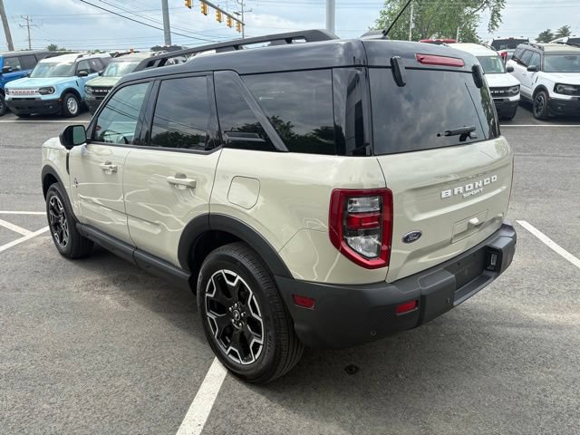 Certified 2025 Ford Bronco Sport Outer Banks w/ Outer Banks Tech Package+ AWD/4WD image 5