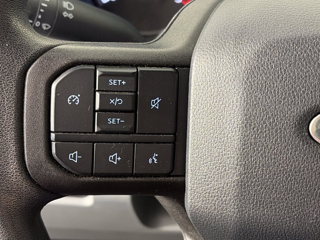 Certified 2025 Ford F250 XL AWD/4WD image 15