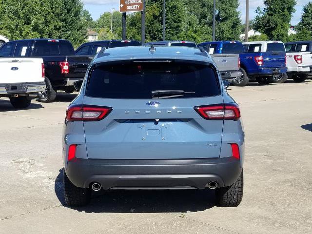 Certified 2025 Ford Escape ST-Line AWD/4WD image 3