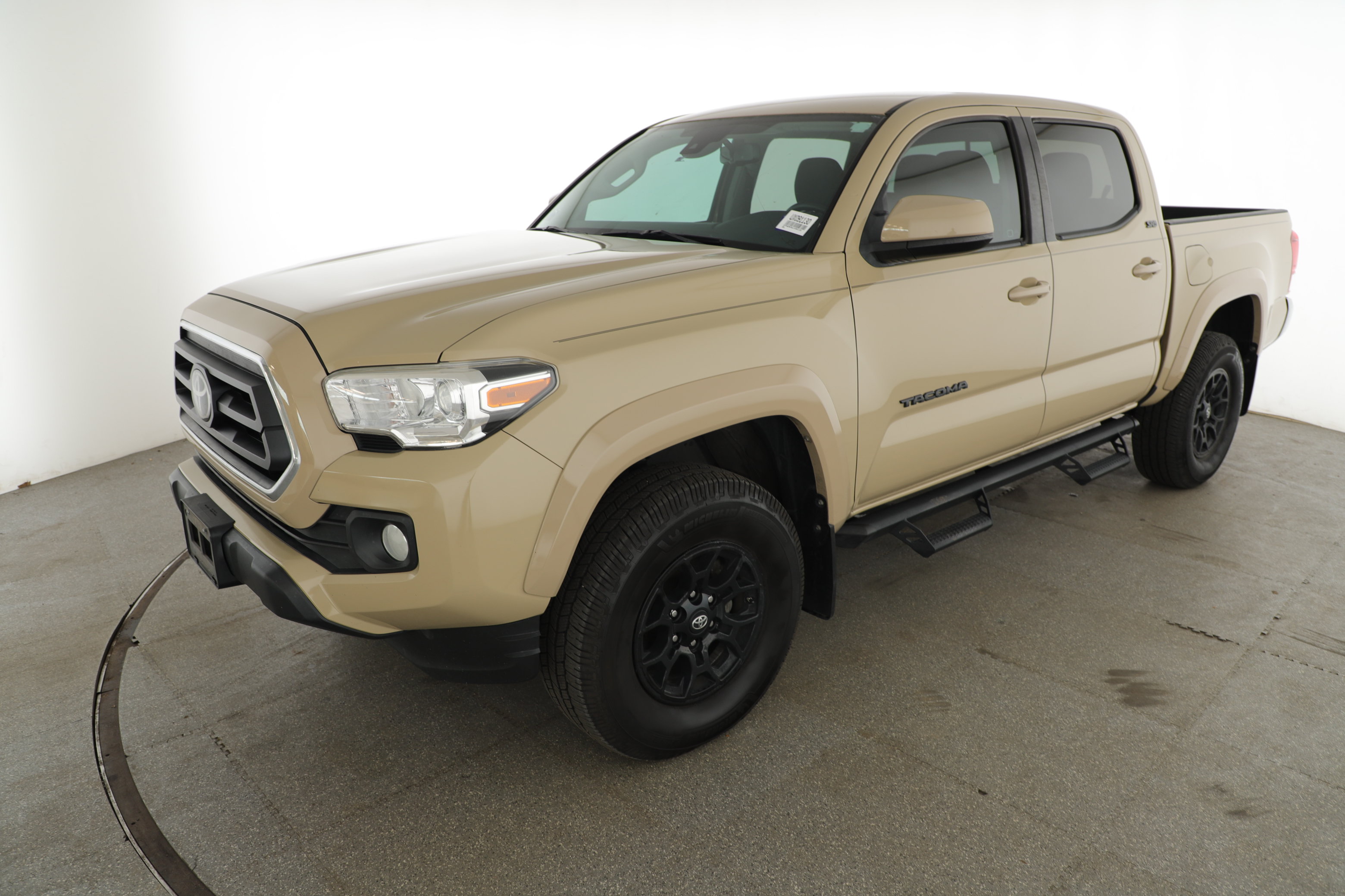 Used 2020 Toyota Tacoma SR5 RWD image 15