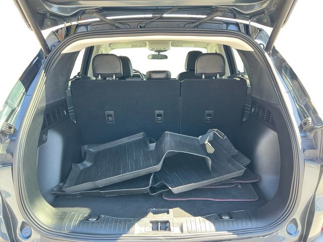 Certified 2022 Ford Escape SEL w/ SEL Stealth AWD Package image 19
