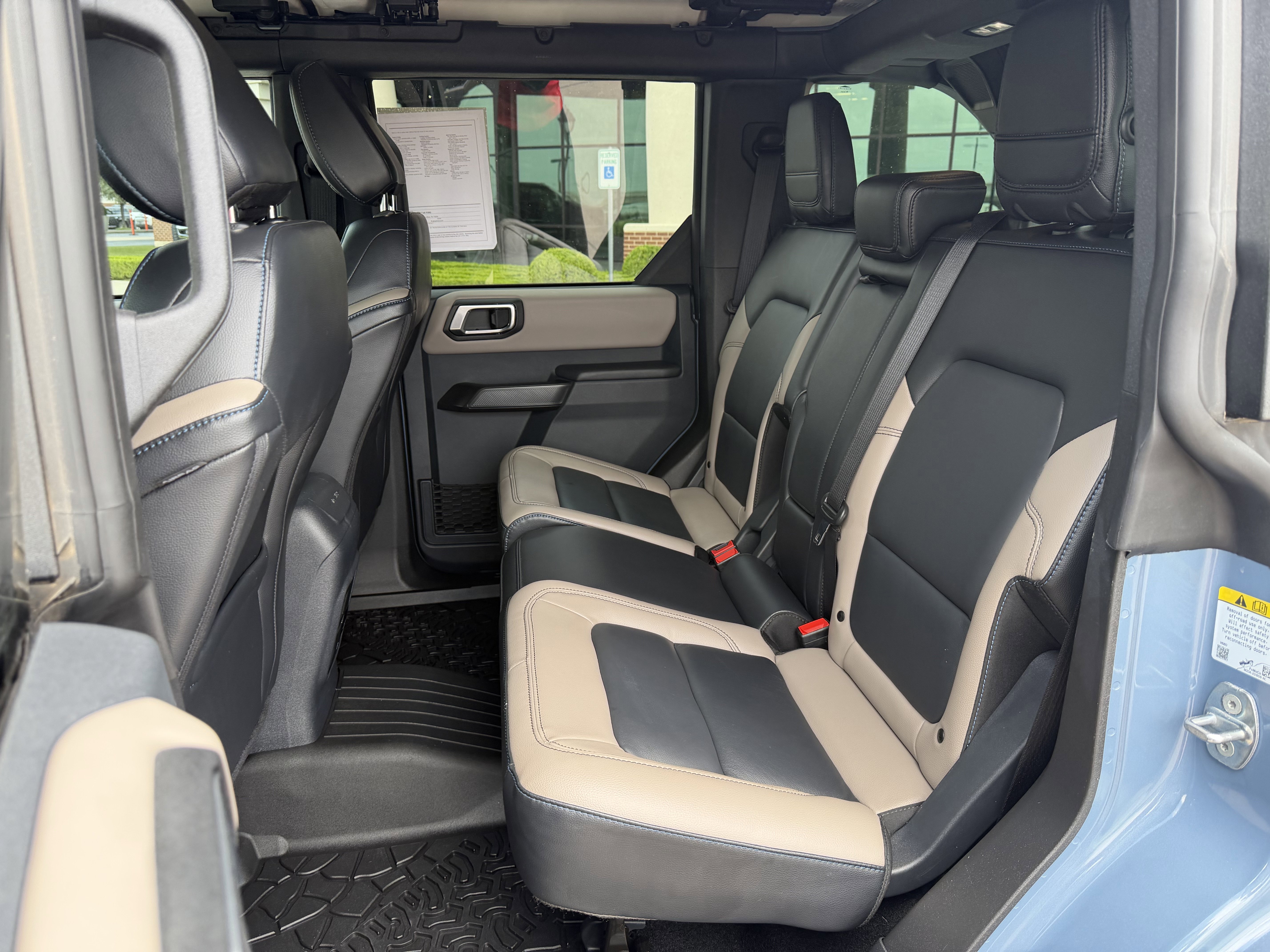 Certified 2024 Ford Bronco Wildtrak AWD/4WD image 31
