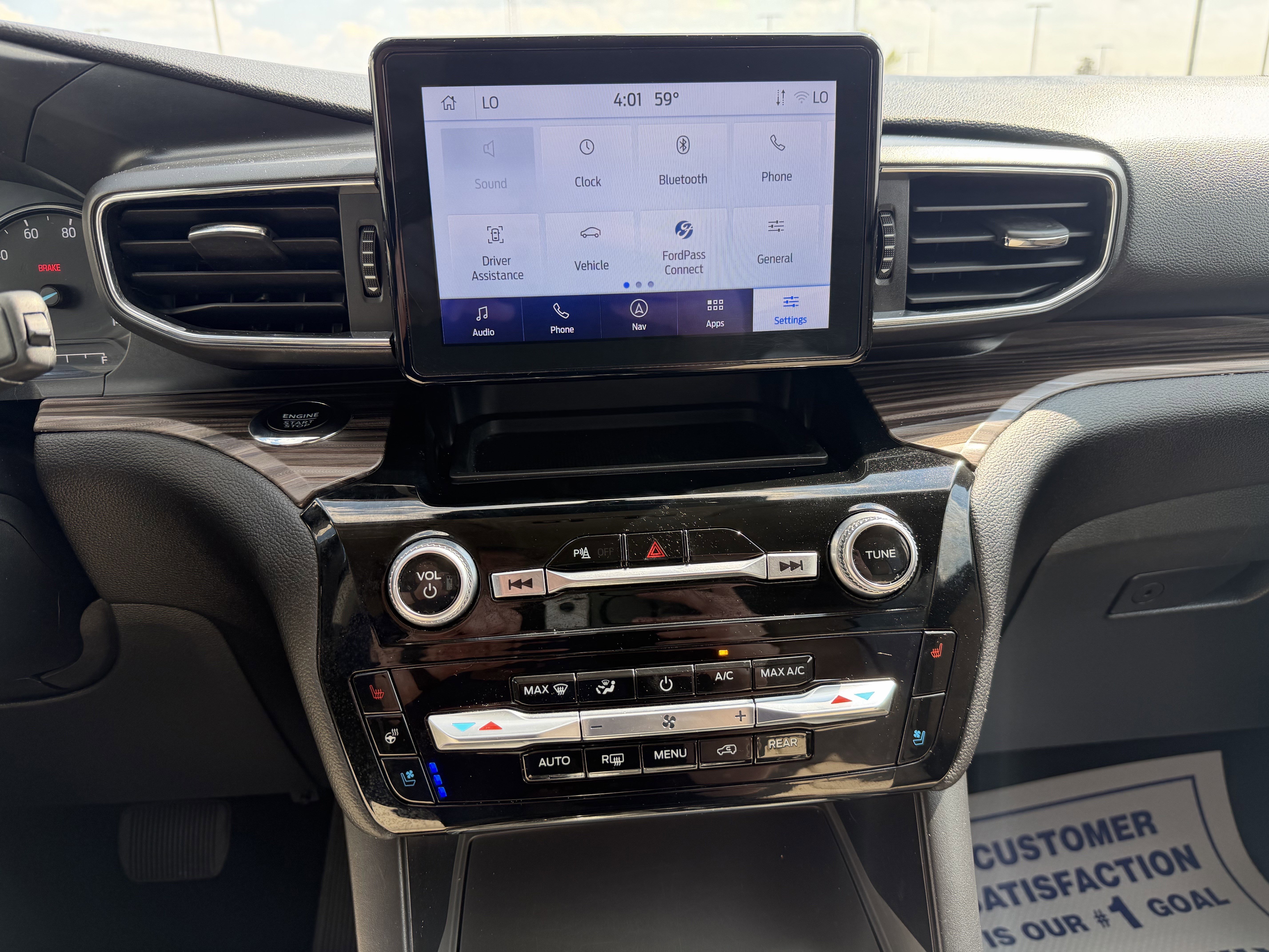 Certified 2023 Ford Explorer Limited AWD/4WD image 16