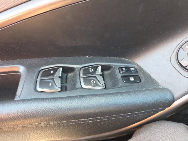 Used 2018 Hyundai Santa Fe Sport w/ 2.4L Tech Package 04 FWD image 30