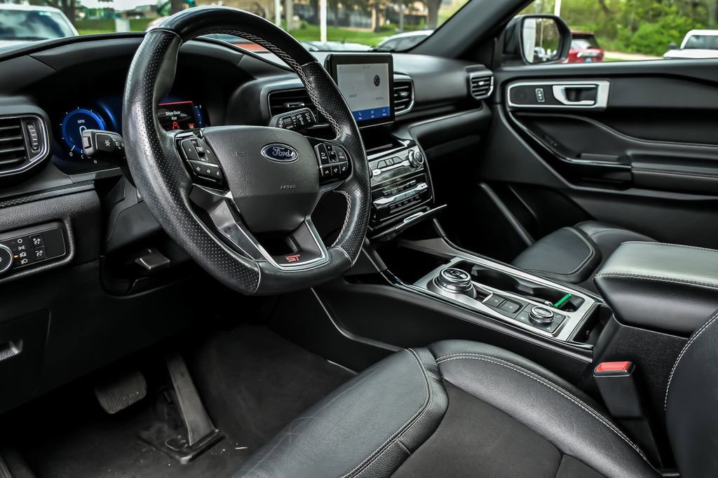 Certified 2022 Ford Explorer ST AWD/4WD image 15