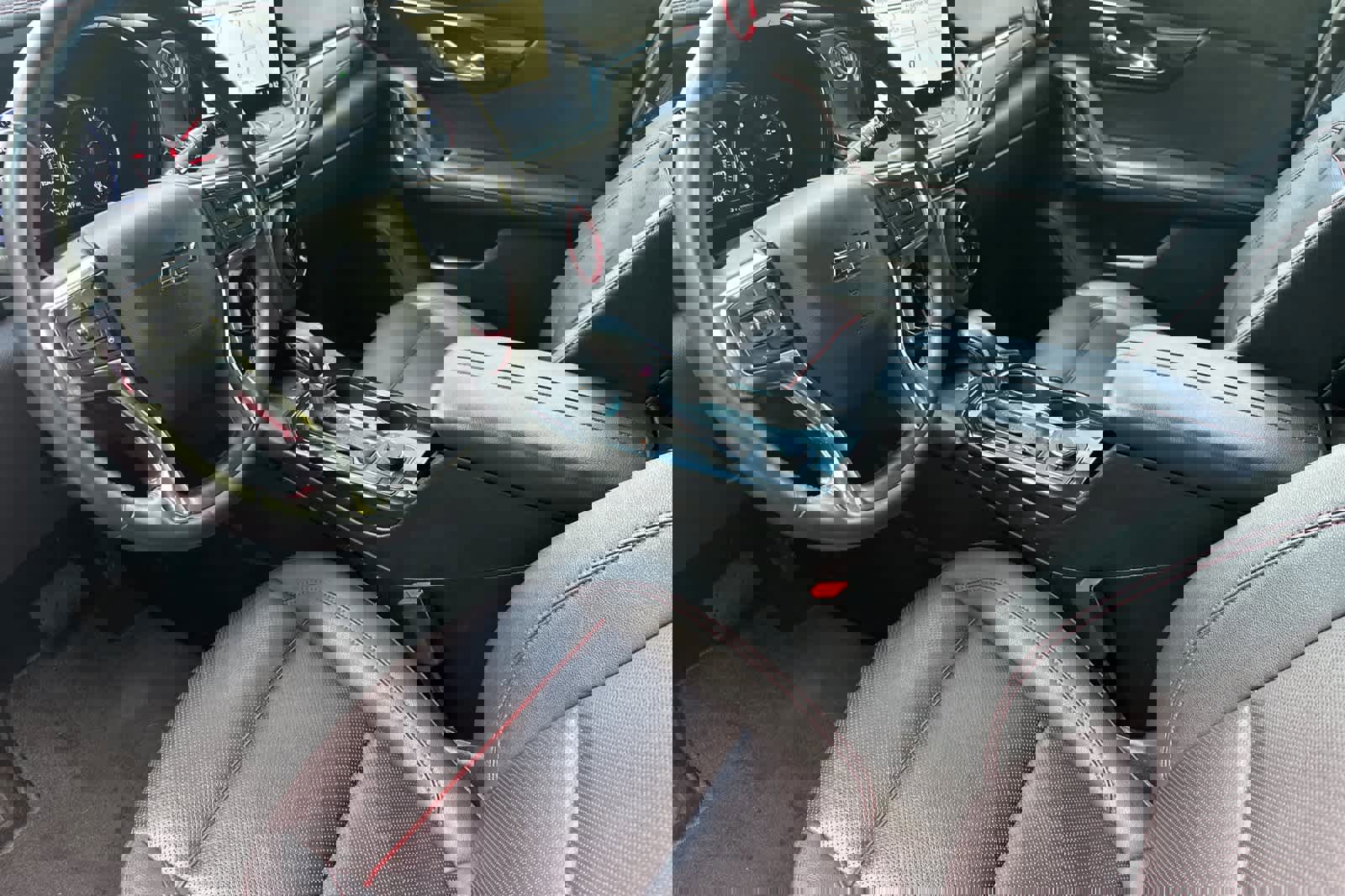 Used 2023 Chevrolet Blazer RS w/ Driver Confidence II Package image 11