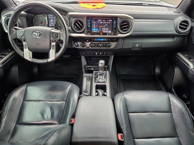 Used 2019 Toyota Tacoma Limited image 9