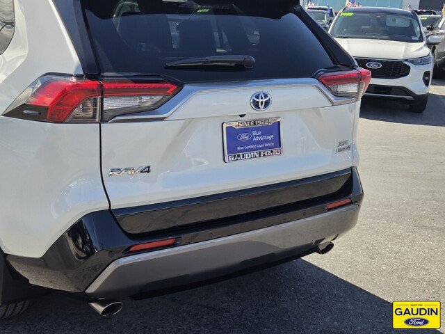 Used 2019 Toyota RAV4 XSE AWD/4WD image 6