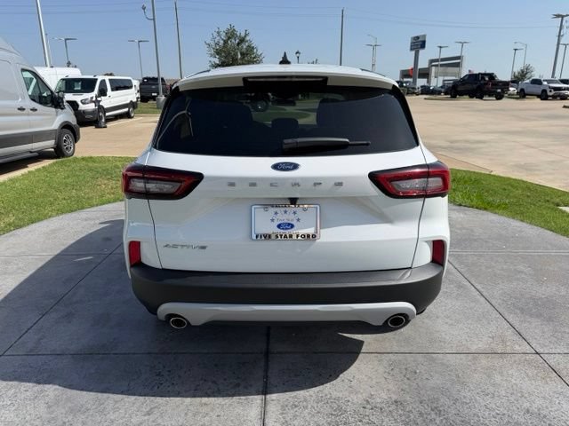 Certified 2024 Ford Escape Active FWD image 5