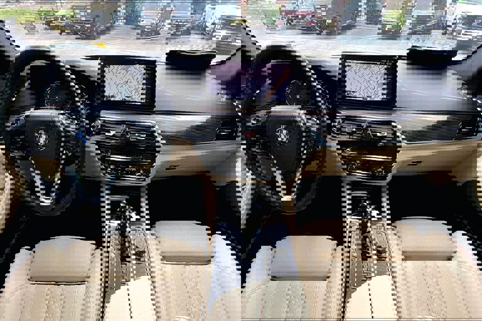 Used 2023 BMW 530e 530e image 14