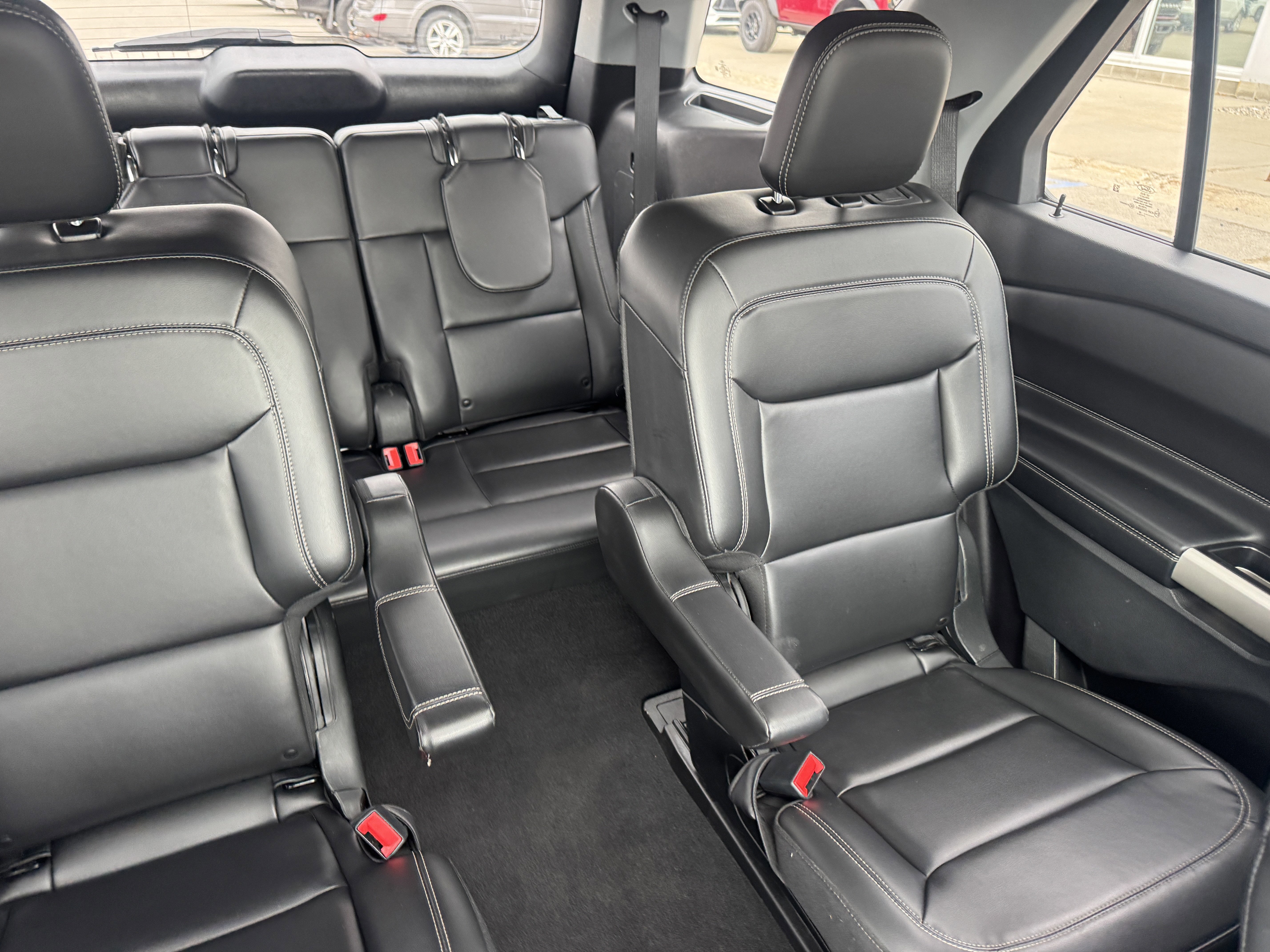 Certified 2022 Ford Explorer XLT AWD/4WD image 14