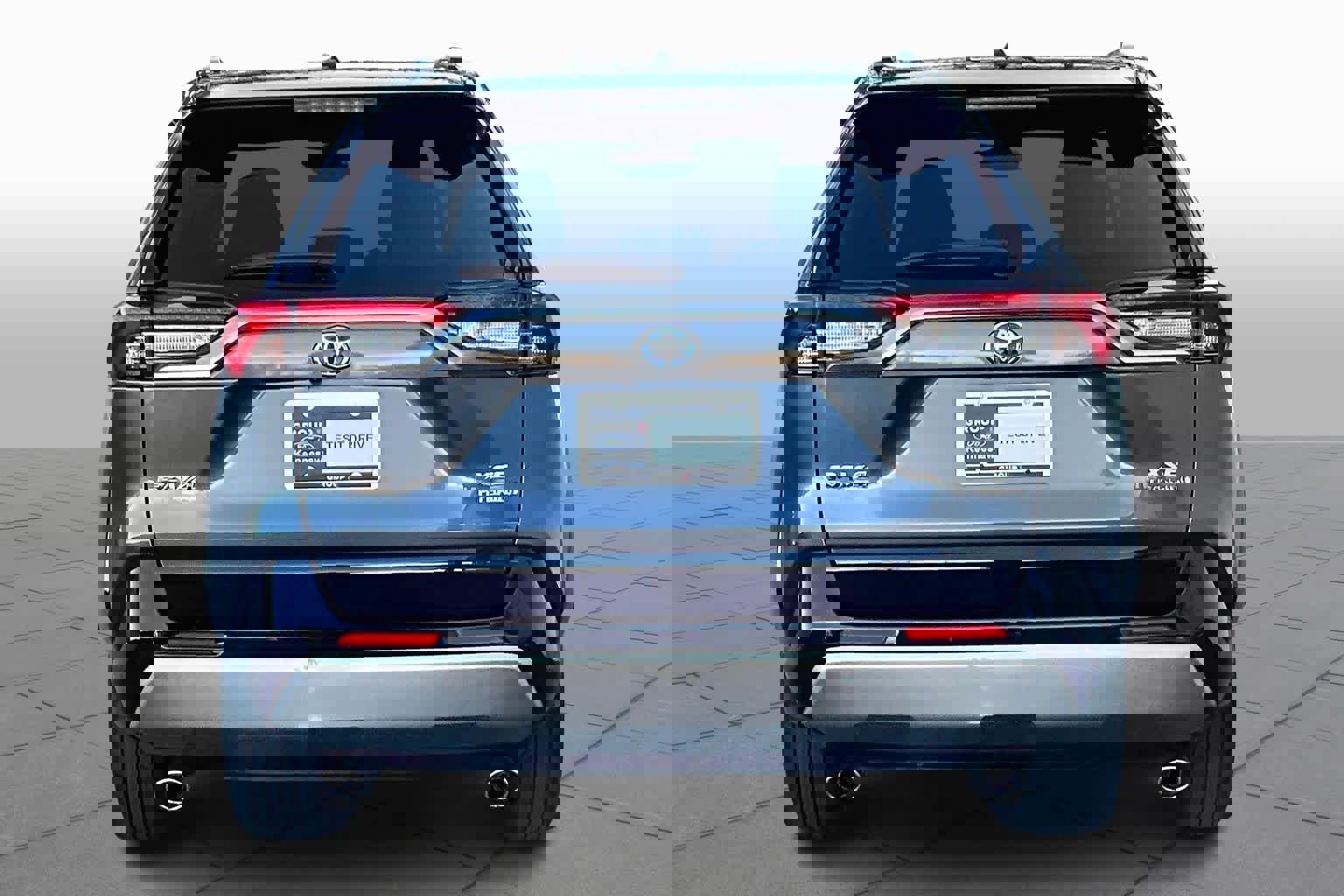 Used 2022 Toyota RAV4 XSE image 4