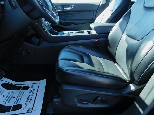 Certified 2022 Ford Edge Titanium image 22