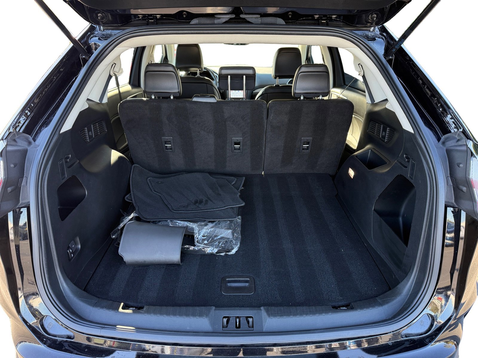 Certified 2021 Ford Edge SEL image 17