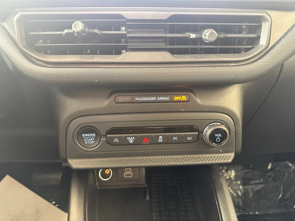 Certified 2025 Ford Bronco Sport Outer Banks w/ Outer Banks Tech Package+ AWD/4WD image 19