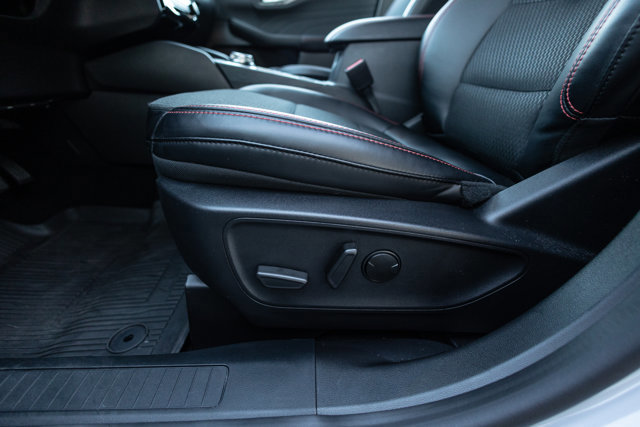 Certified 2025 Ford Escape ST-Line Elite w/ Tech Pack #2 image 12