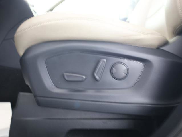 Certified 2020 Ford Explorer XLT w/ Equipment Group 202A image 20