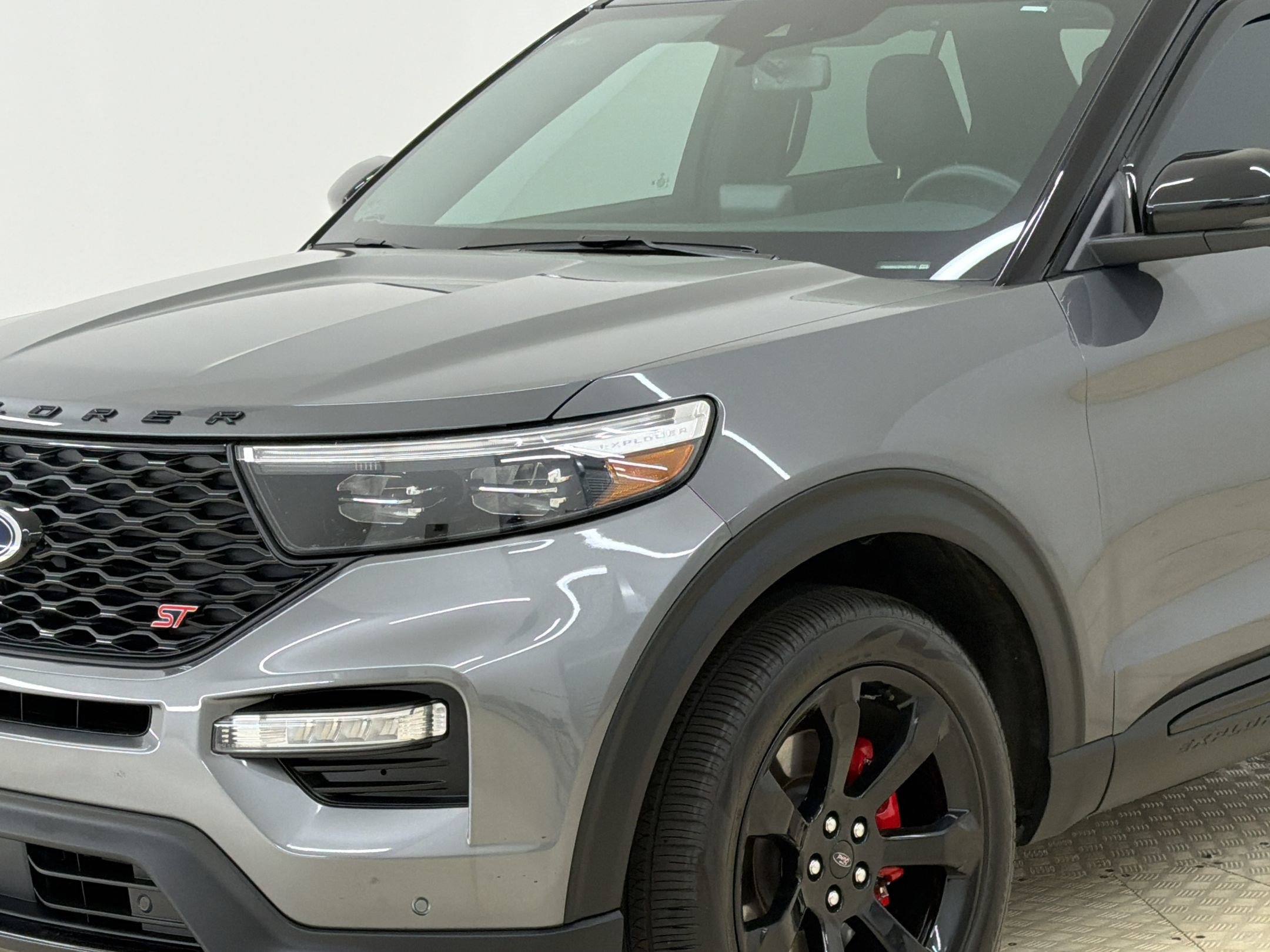 Certified 2023 Ford Explorer ST w/ Equipment Group 401A AWD/4WD image 24