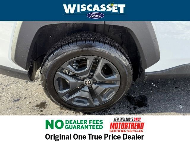 Used 2024 Toyota RAV4 Adventure image 29