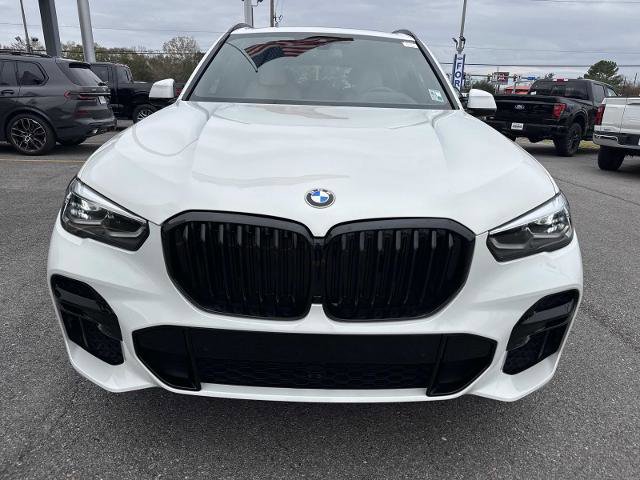 Used 2022 BMW X5 sDrive40i w/ M Sport Package image 2