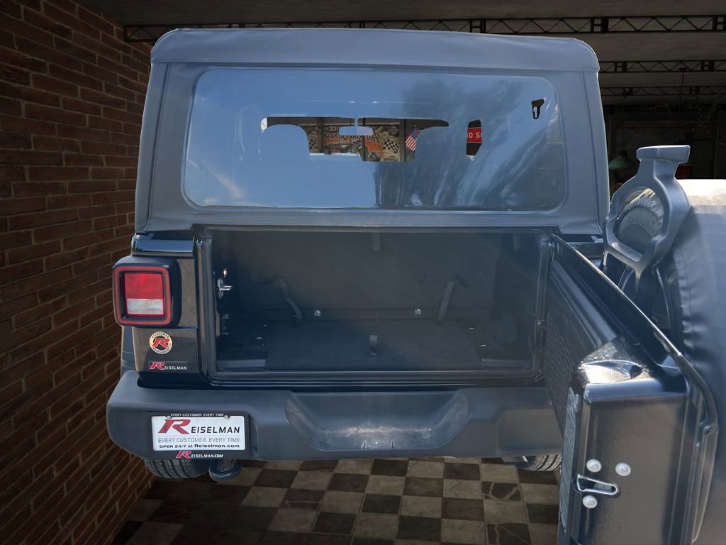 Used 2022 Jeep Wrangler Sport S image 10
