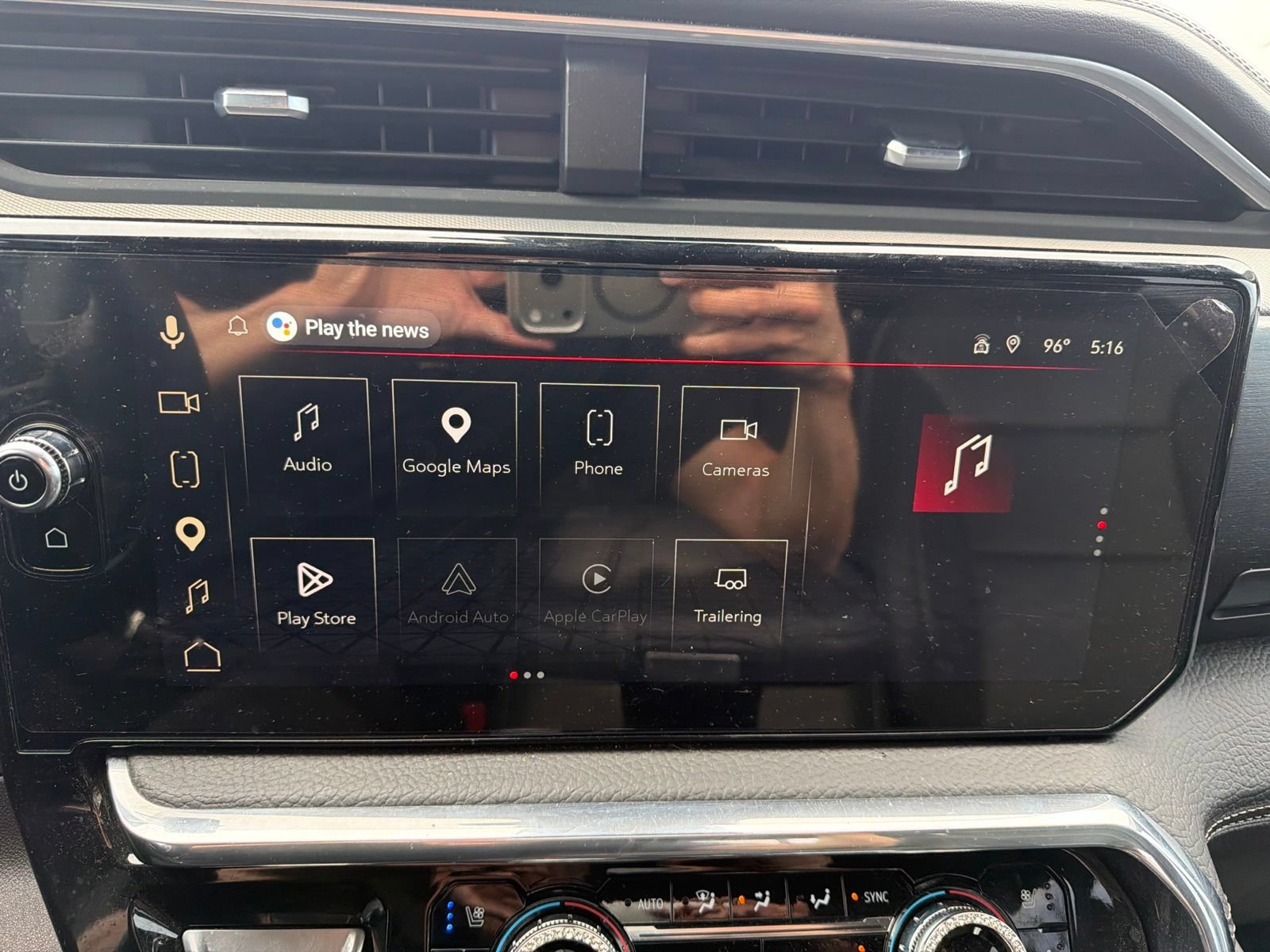 Used 2023 GMC Sierra 1500 Denali RWD image 29