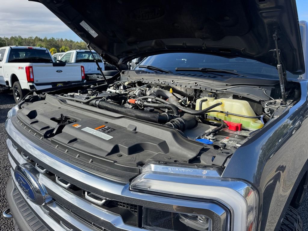 Certified 2023 Ford F350 Platinum w/ Tremor Off-Road Package image 31