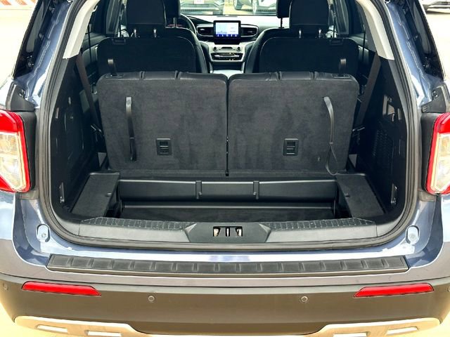 Certified 2021 Ford Explorer XLT w/ Equipment Group 202A RWD image 7