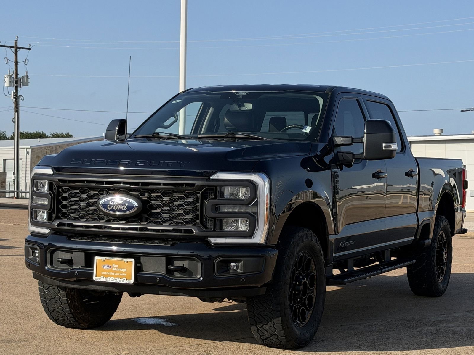 Certified 2024 Ford F250 Lariat w/ Lariat Ultimate Package AWD/4WD image 8
