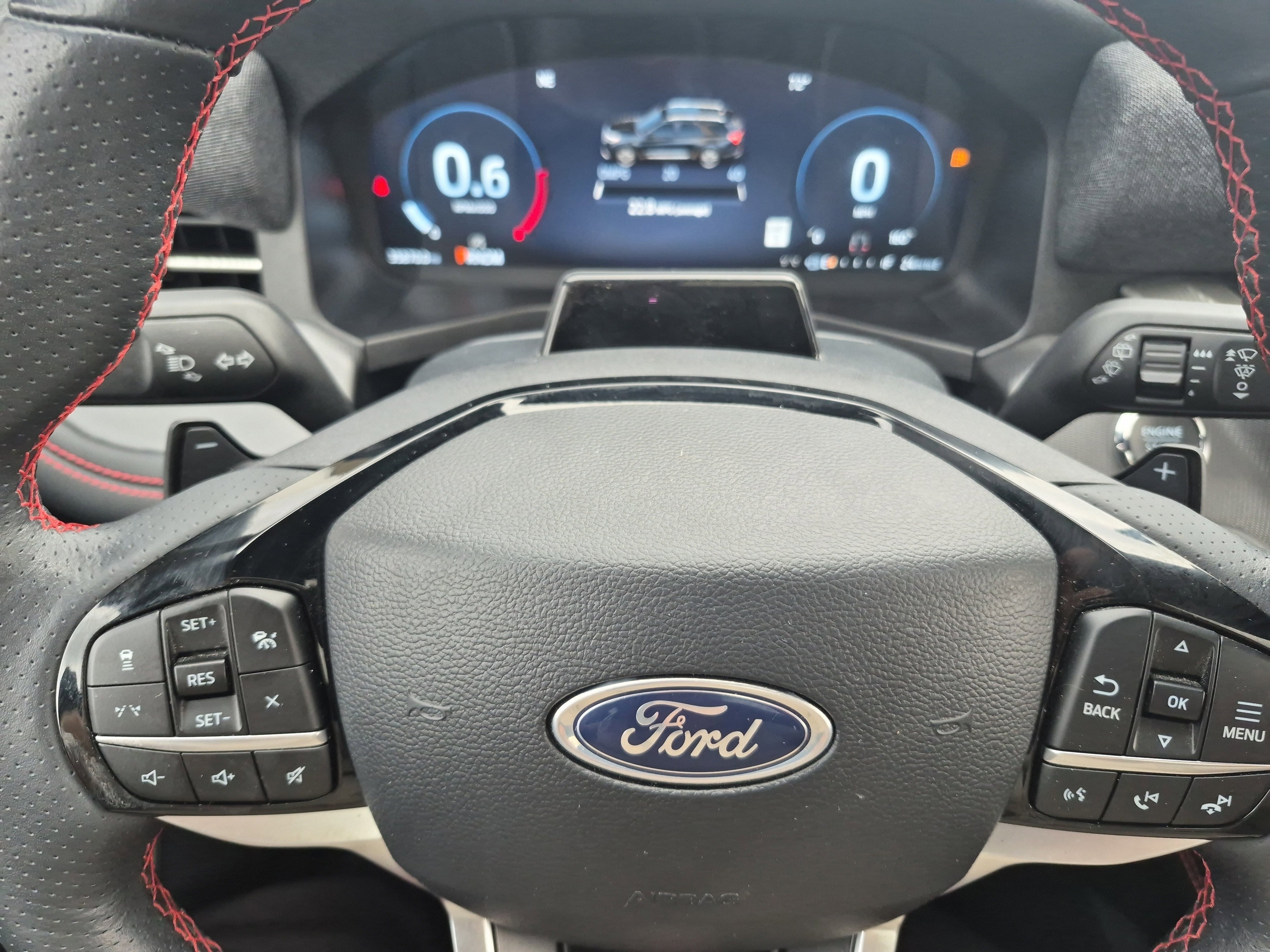 Certified 2025 Ford Explorer ST image 29